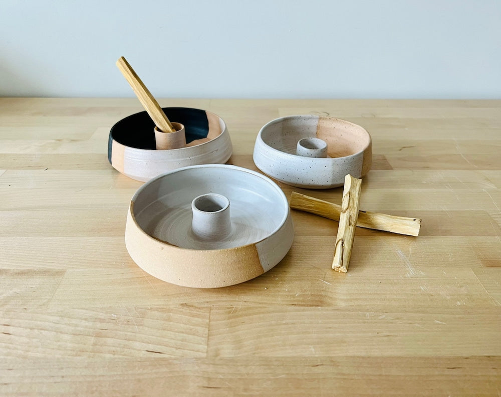 Ceramic Angled Incense Burner Tray – Handmade Holder for Palo Santo, Sage, Essential Oils, Boho Gift, Spiritual Home Decor