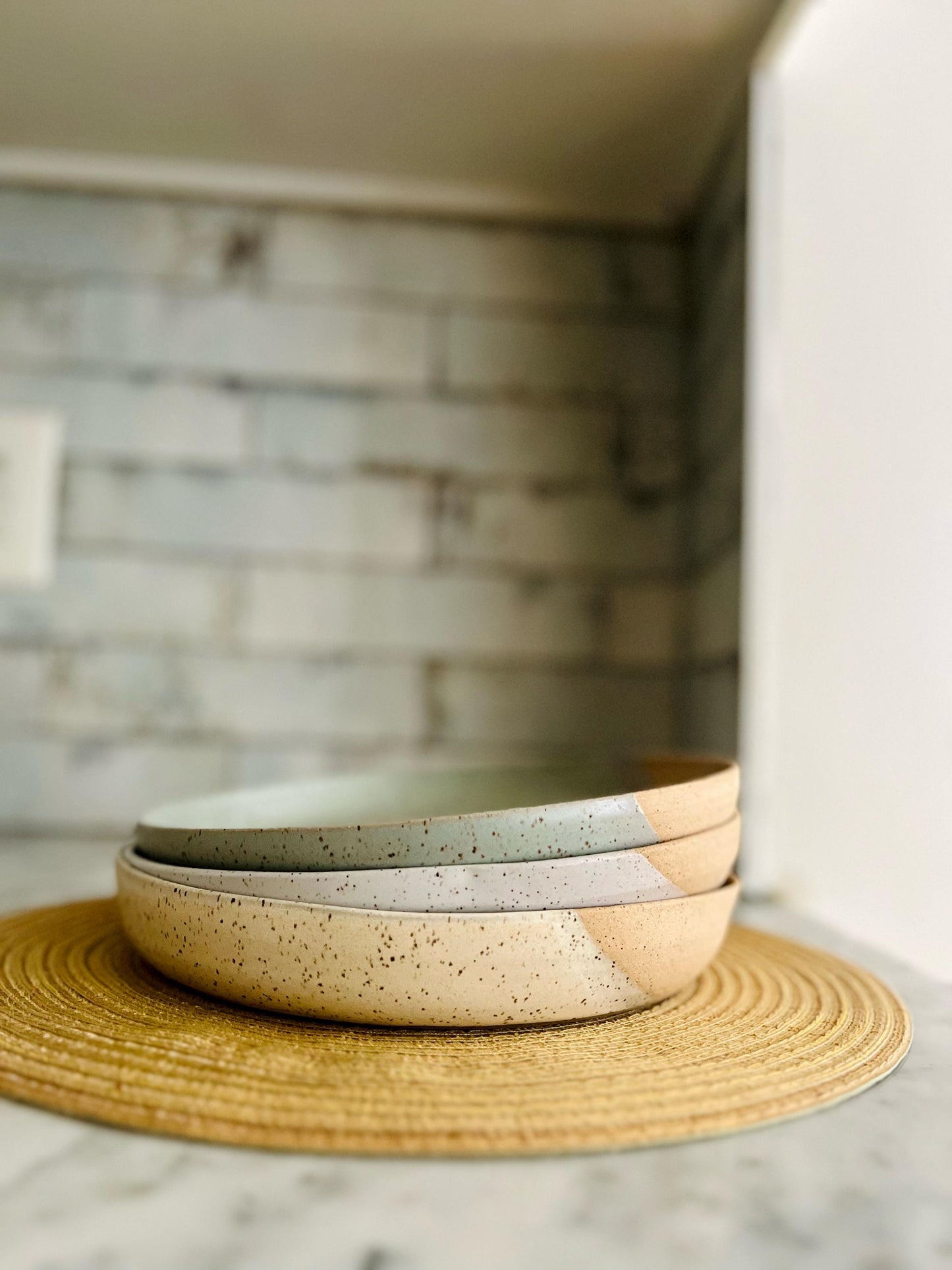 Handmade Wide-Bottom Blate Unique Ceramic Bowl-Plate for Versatile Kitchenware