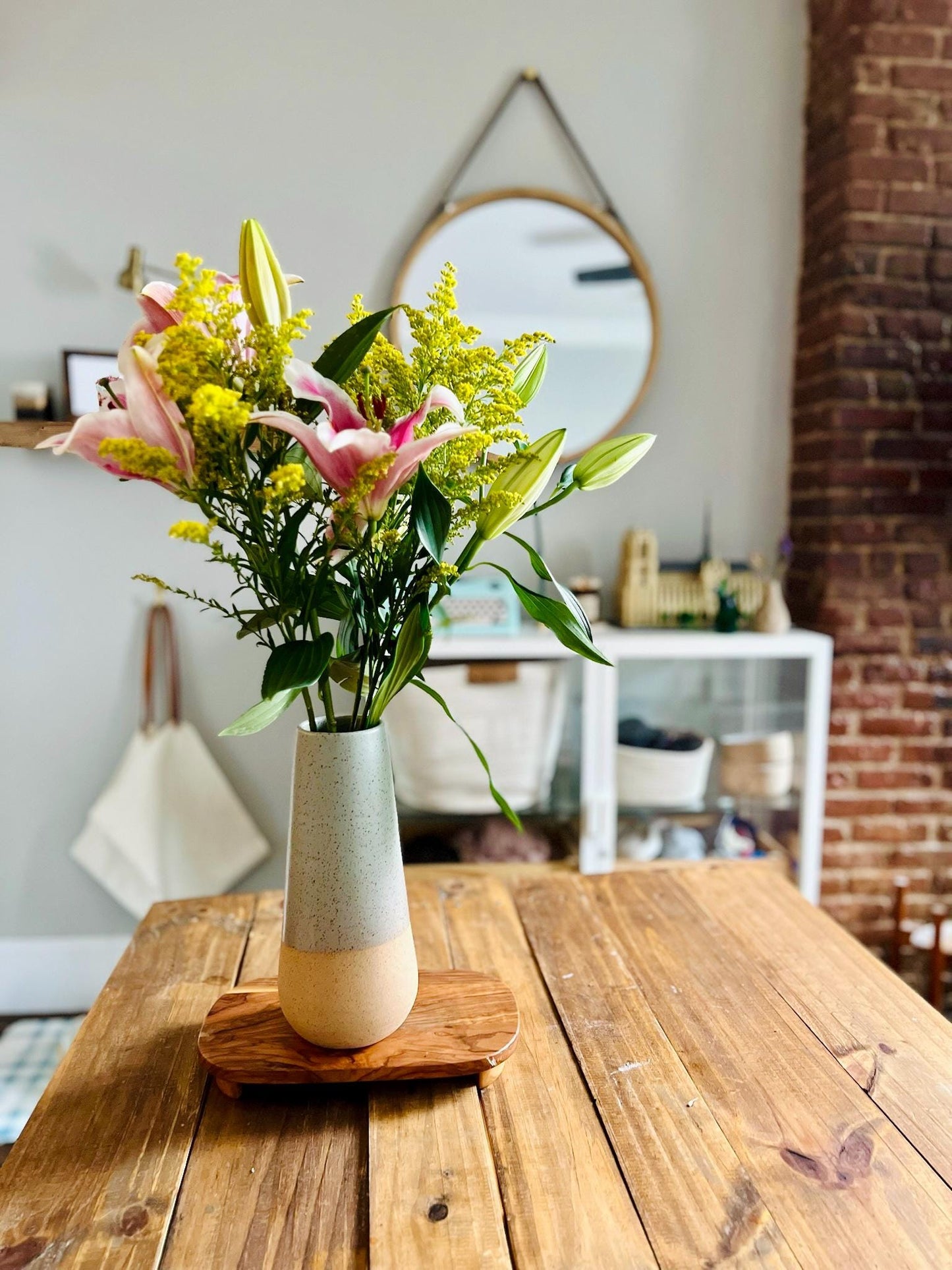 Wide Bottom Vase – Unique Ceramic Vase- color and size options