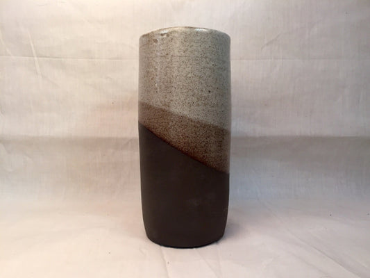 Ceramics- flower vase - modern design- speckled white