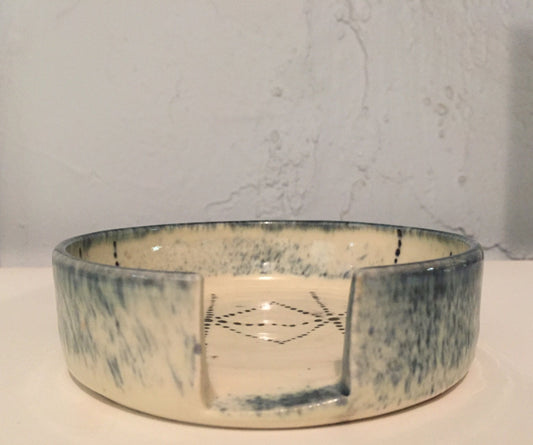 kitchen - ceramic spoonrest - white and blue - half price!