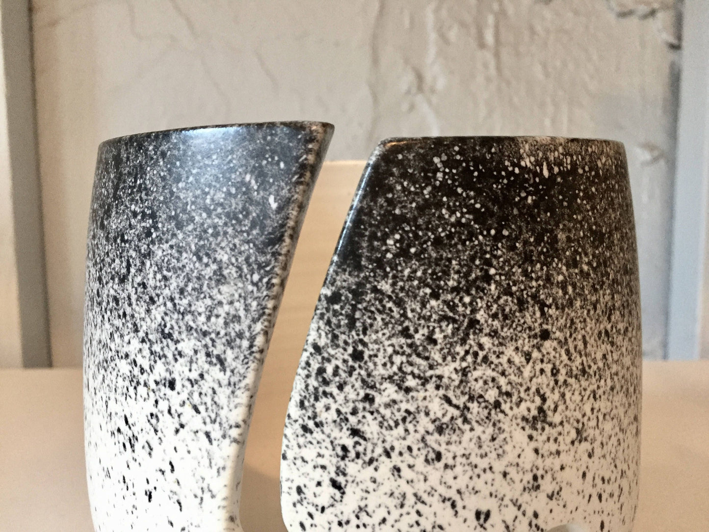 yarnbowl - ceramics - knitting bowl- white with black spray