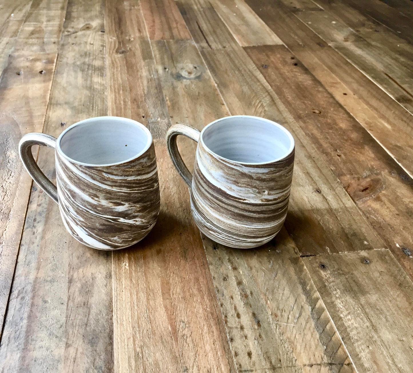 ceramic coffee mug-marble  design - Brown and white