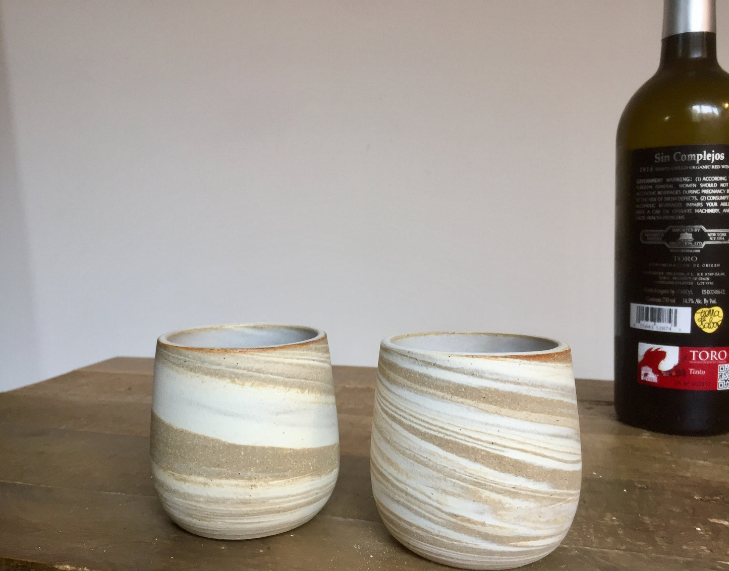 Ceramic stemless wine glass- marble clay- beige and white