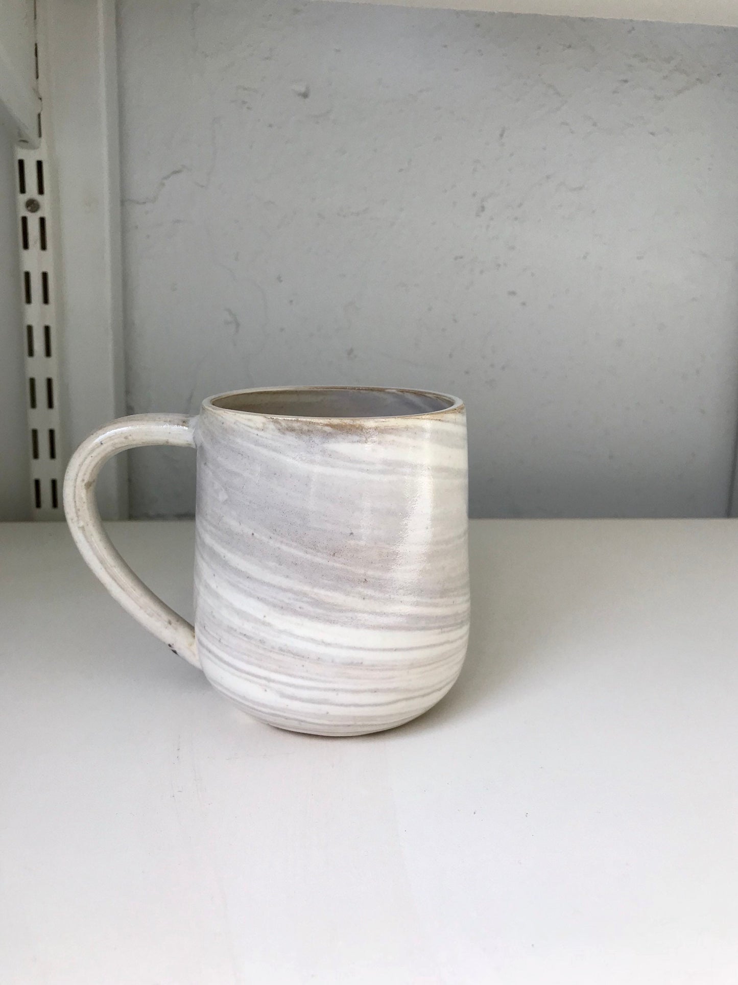 ceramic coffee mug-marble design -Beige and white