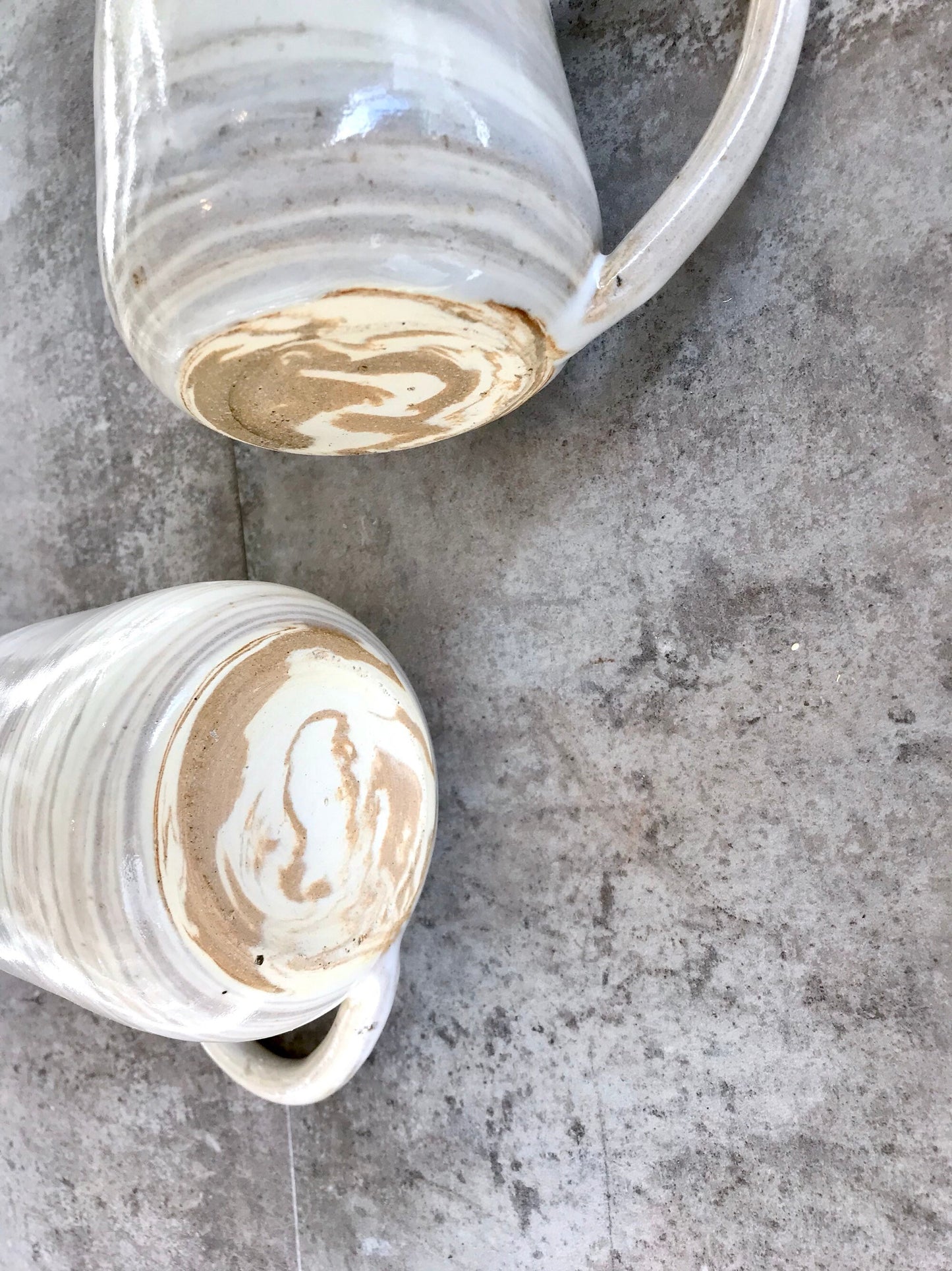 ceramic coffee mug-marble design -Beige and white