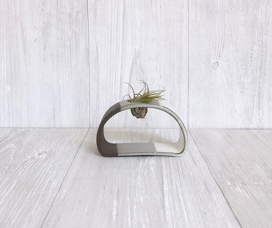 Chocolate- Small Airplant stand- ceramic plant stand- - two tone white on chocolate stoneware