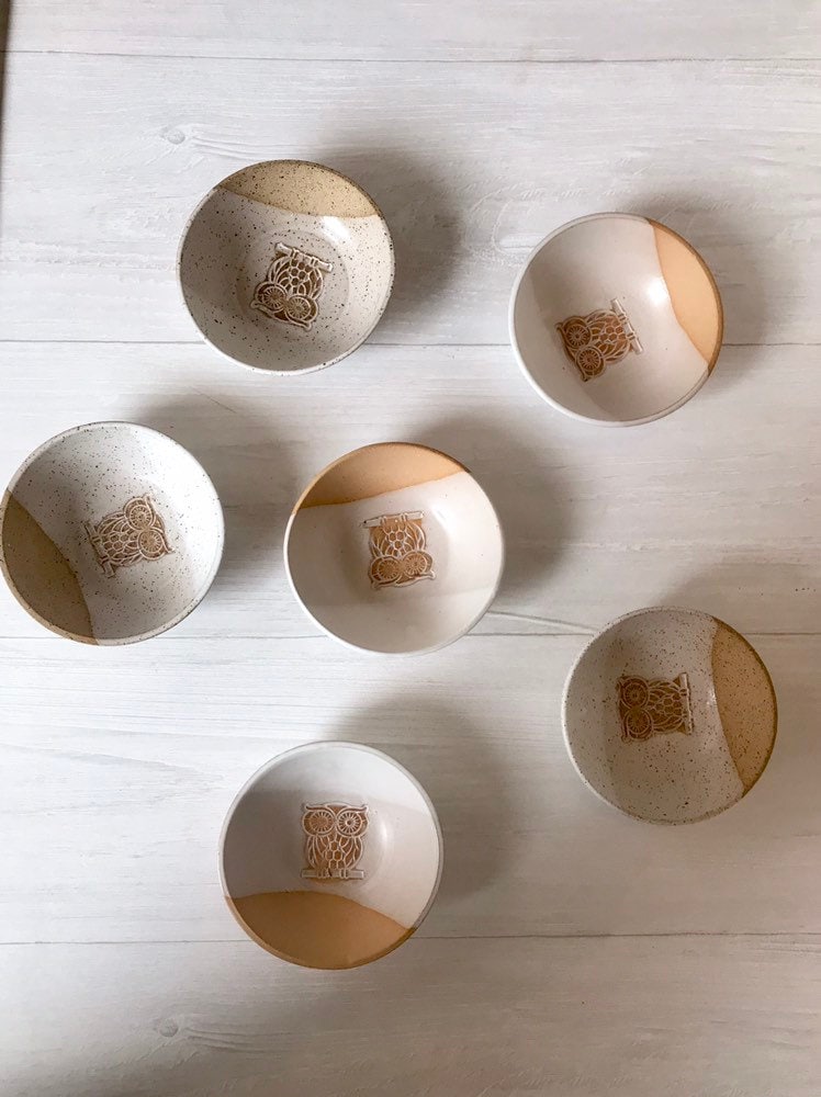 Beige -ceramic garlic grater - multipurpose dish-kitchenware- bowls- White