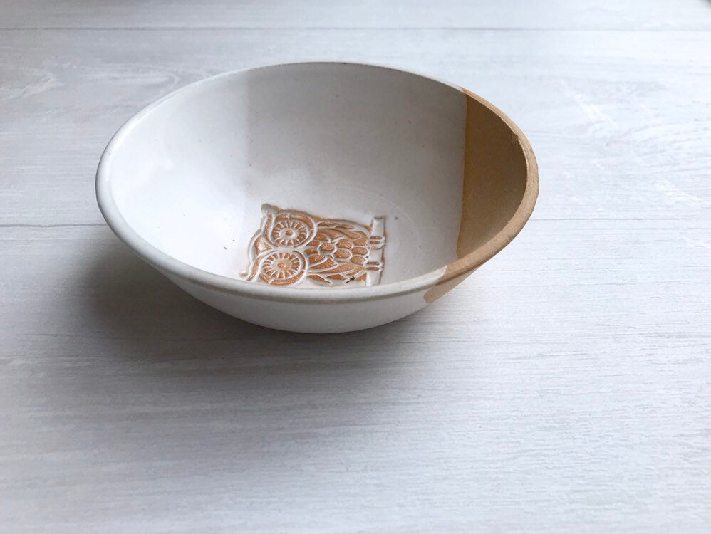 Beige -ceramic garlic grater - multipurpose dish-kitchenware- bowls- White