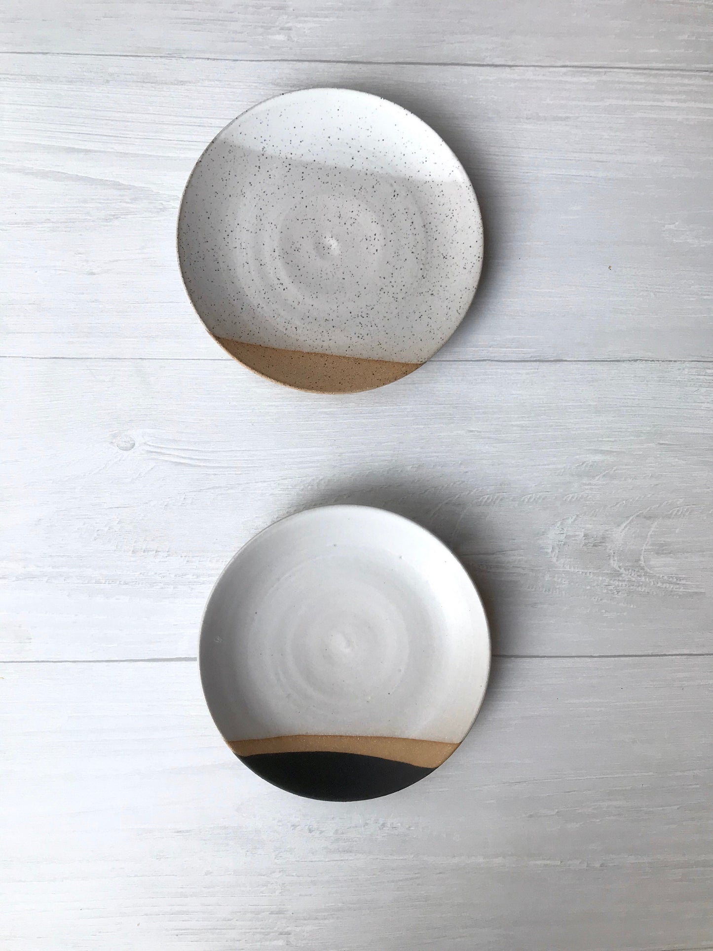 Speckled-small plate- dessert plate- multipurpose dish-kitchenware-White