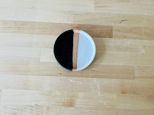 coasters. ceramic coasters. black white and beige. handmade