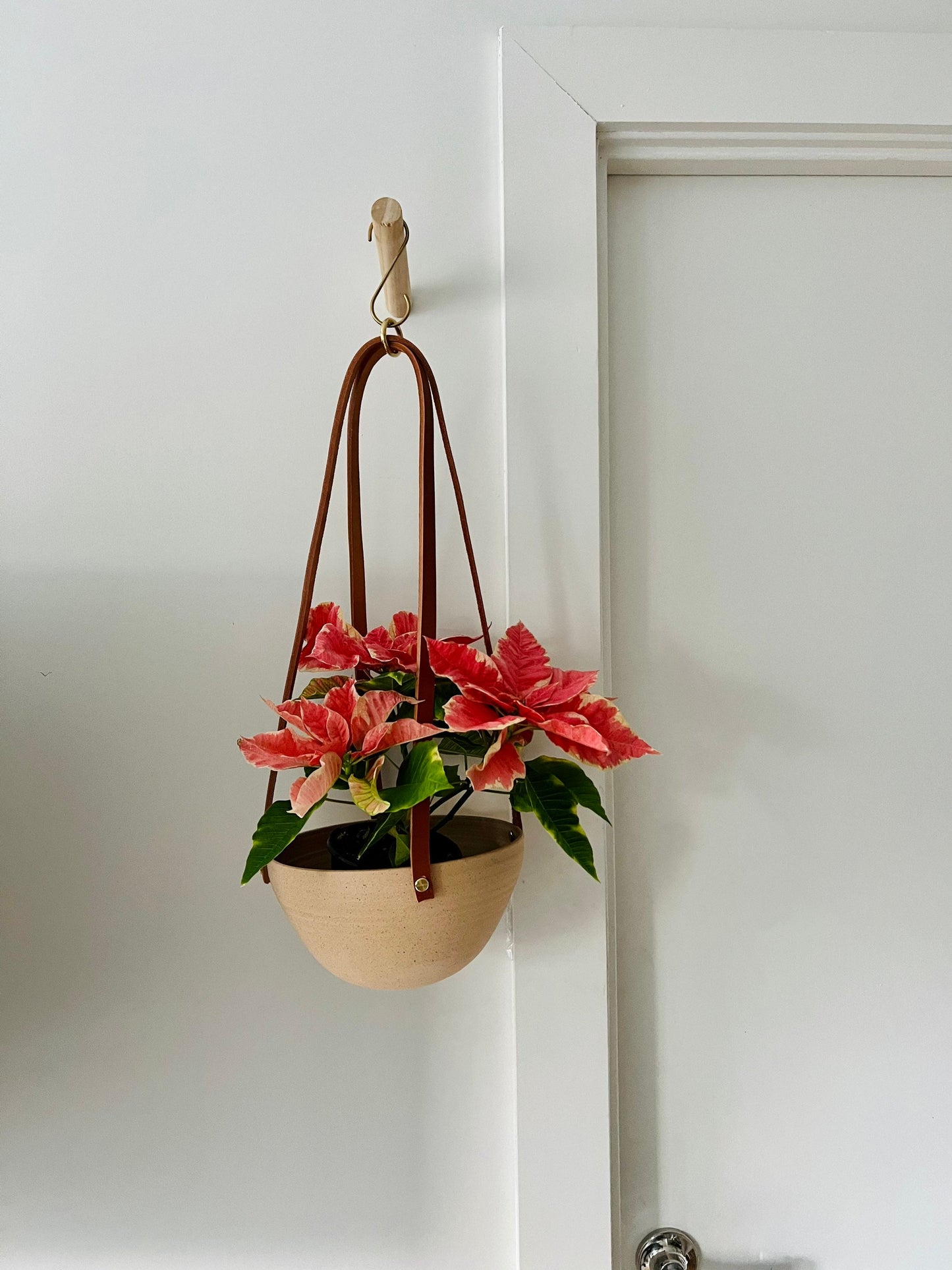 limited edition- western style hanging planter. Natural leather and brass. Handemade ceramics.