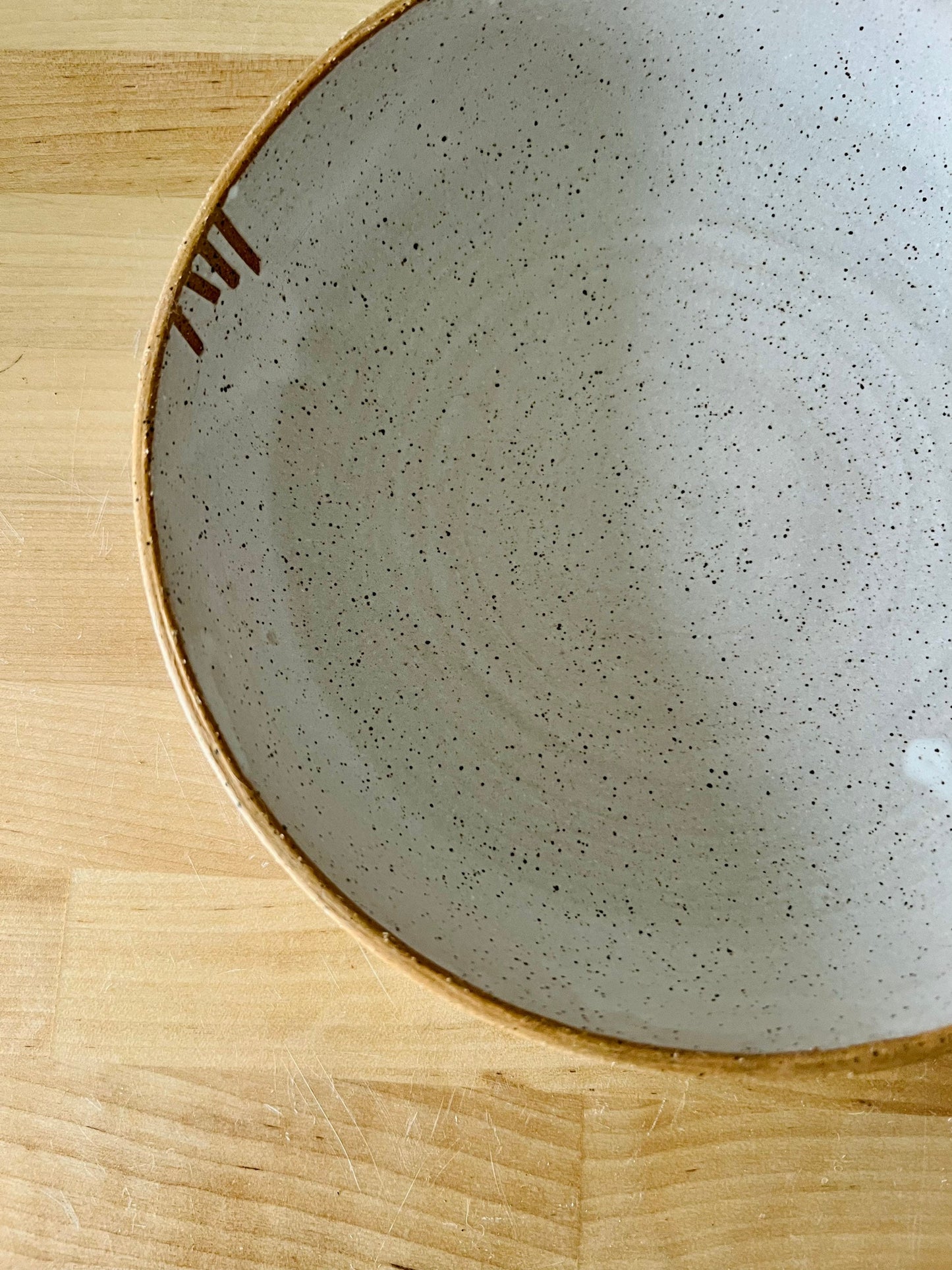 cereal bowl-multipurpose dish-kitchenware- bowls- White and speckled - sample sale