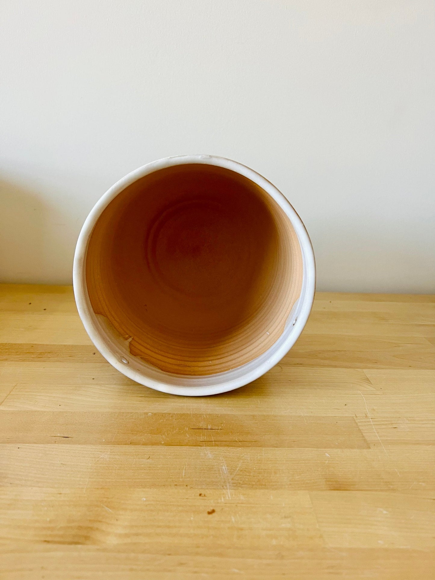 Hanging orb planter -ceramic - whites