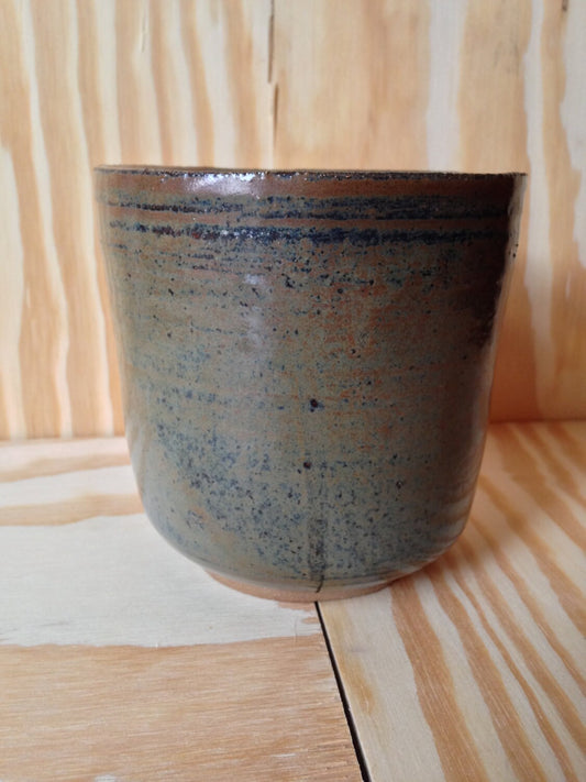 Short multipurpose vase, jar, penholder in copper brown