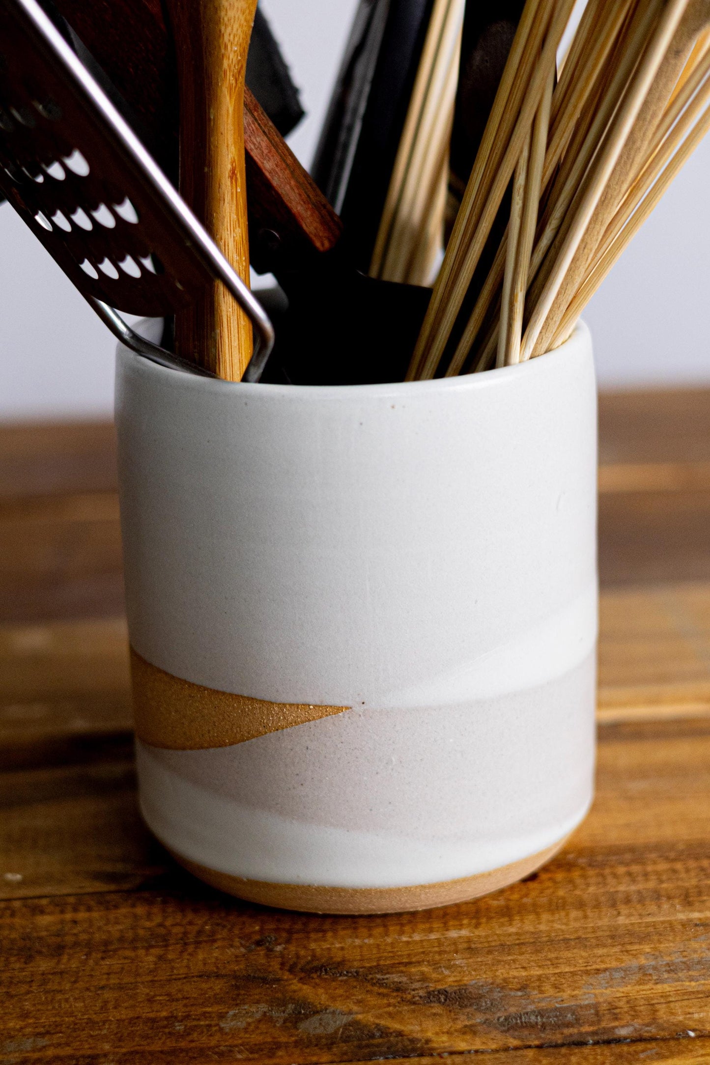 Criss Cross Ceramic Utensil Holder: Criss-Cross Stoneware Crock