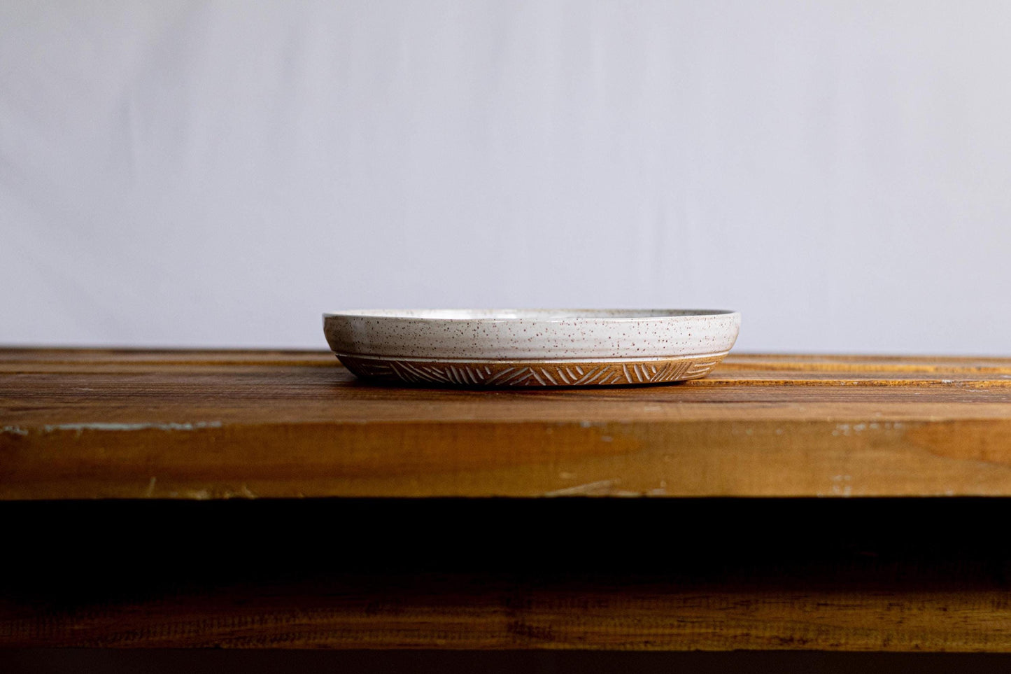 Handmade "Blate"  Ceramic Kitchenware  Modern line pattern- Bowl-like Plate  Hand-Carved Stoneware Deep Plate