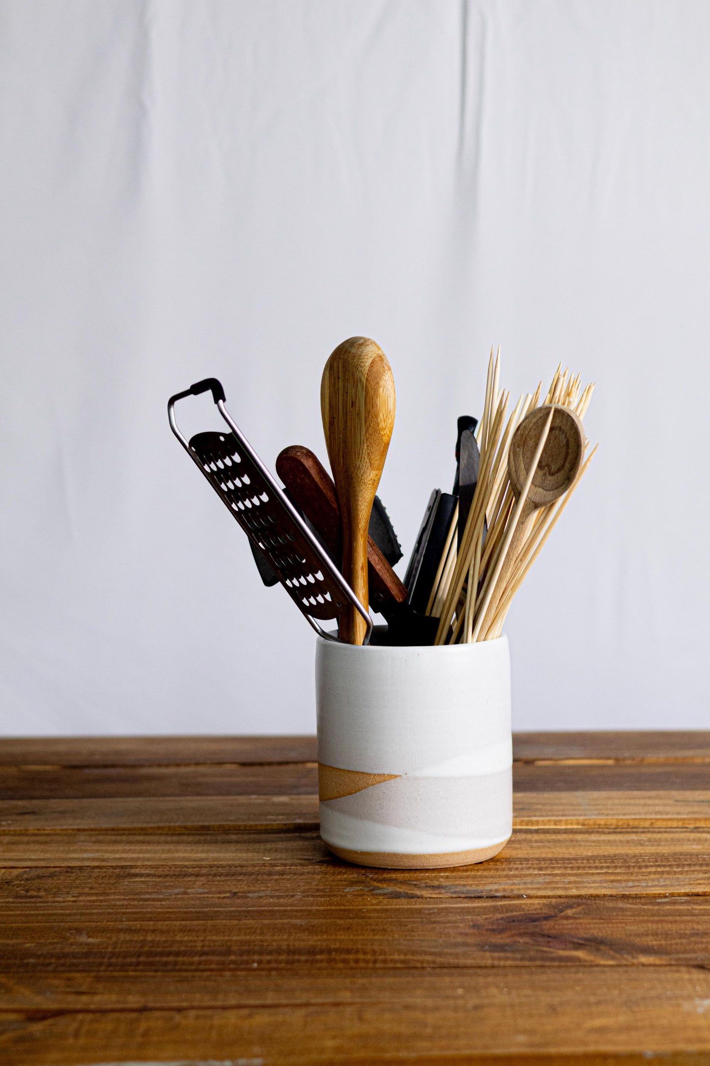 Criss Cross Ceramic Utensil Holder: Criss-Cross Stoneware Crock