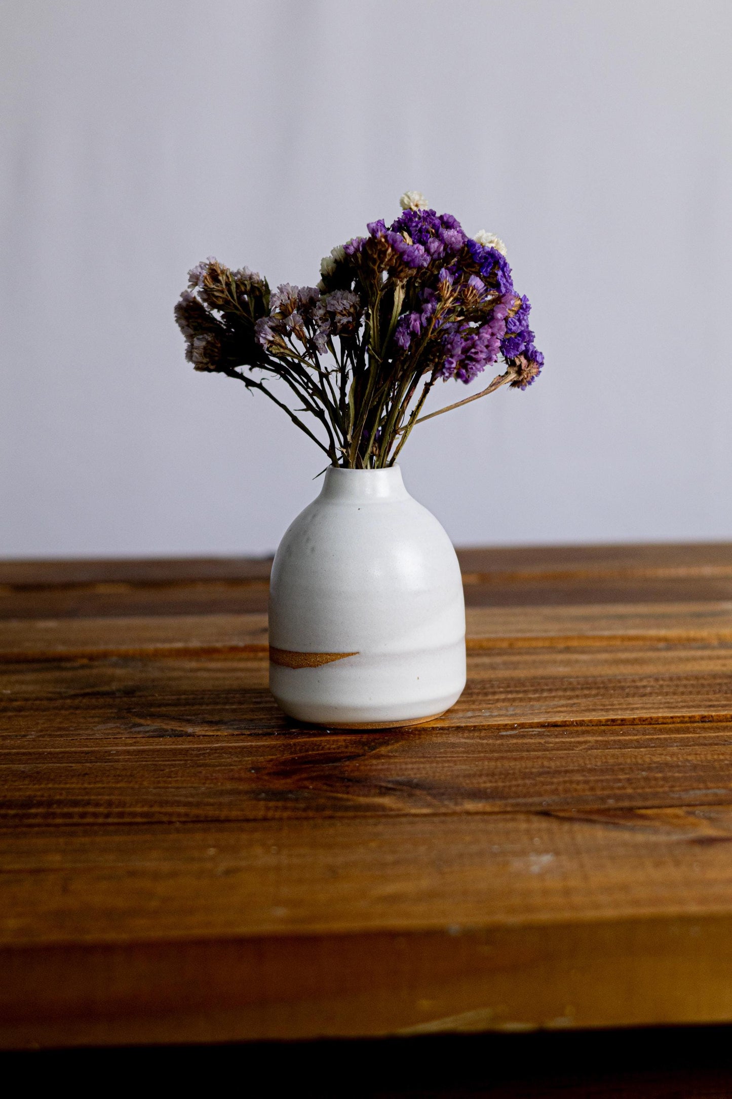 Handmade Ceramic Bud Vase: Beige Stoneware, Minimalist Decor