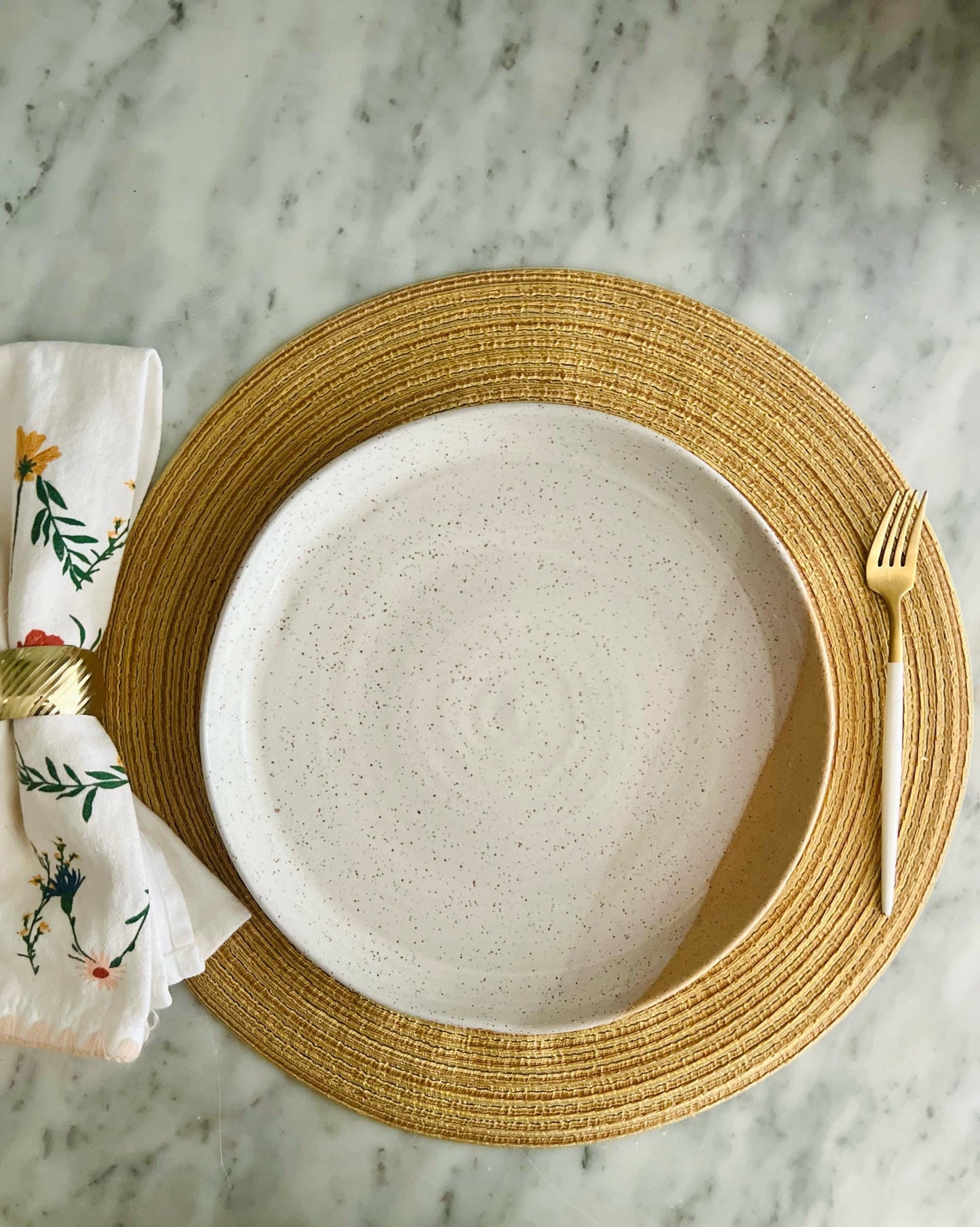 Handmade Wide-Bottom Blate  Unique Ceramic Bowl-Plate for Versatile Kitchenware