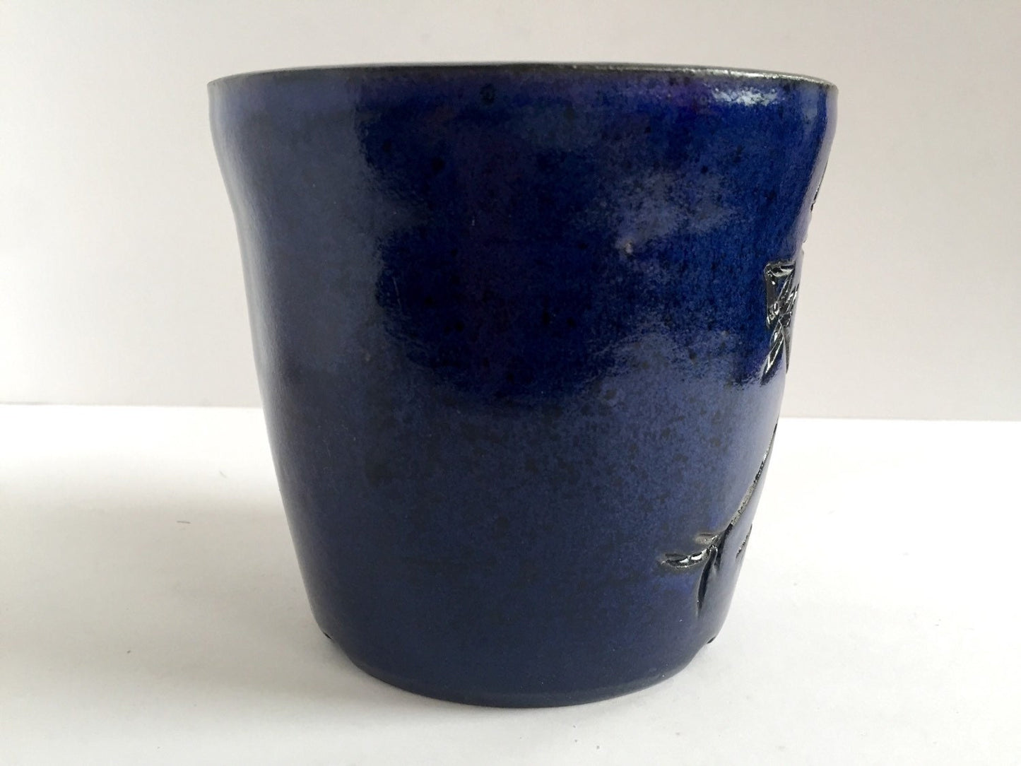 ceramic planter handcarved arrow design in cobalt blue
