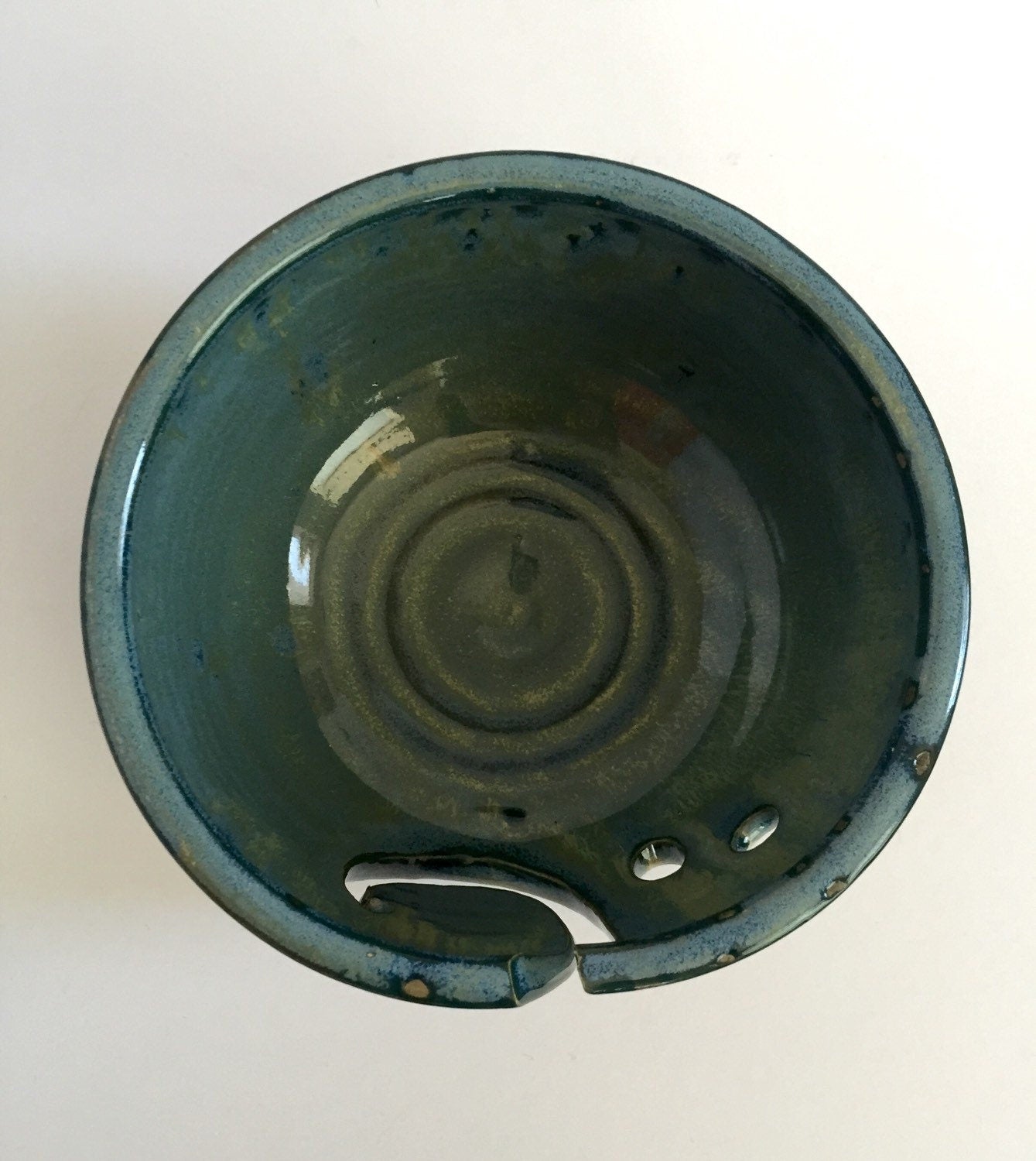 yarnbowl for knitters ceramic in blue/green.